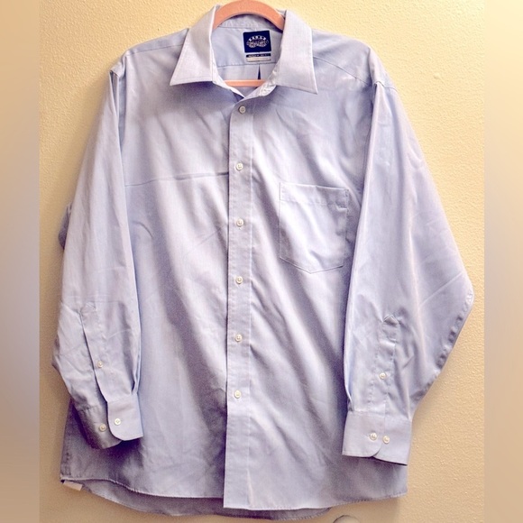 Eagle Other - Eagle men’s light blue dress shirt, stretch collar, size 16 1/2 32/33